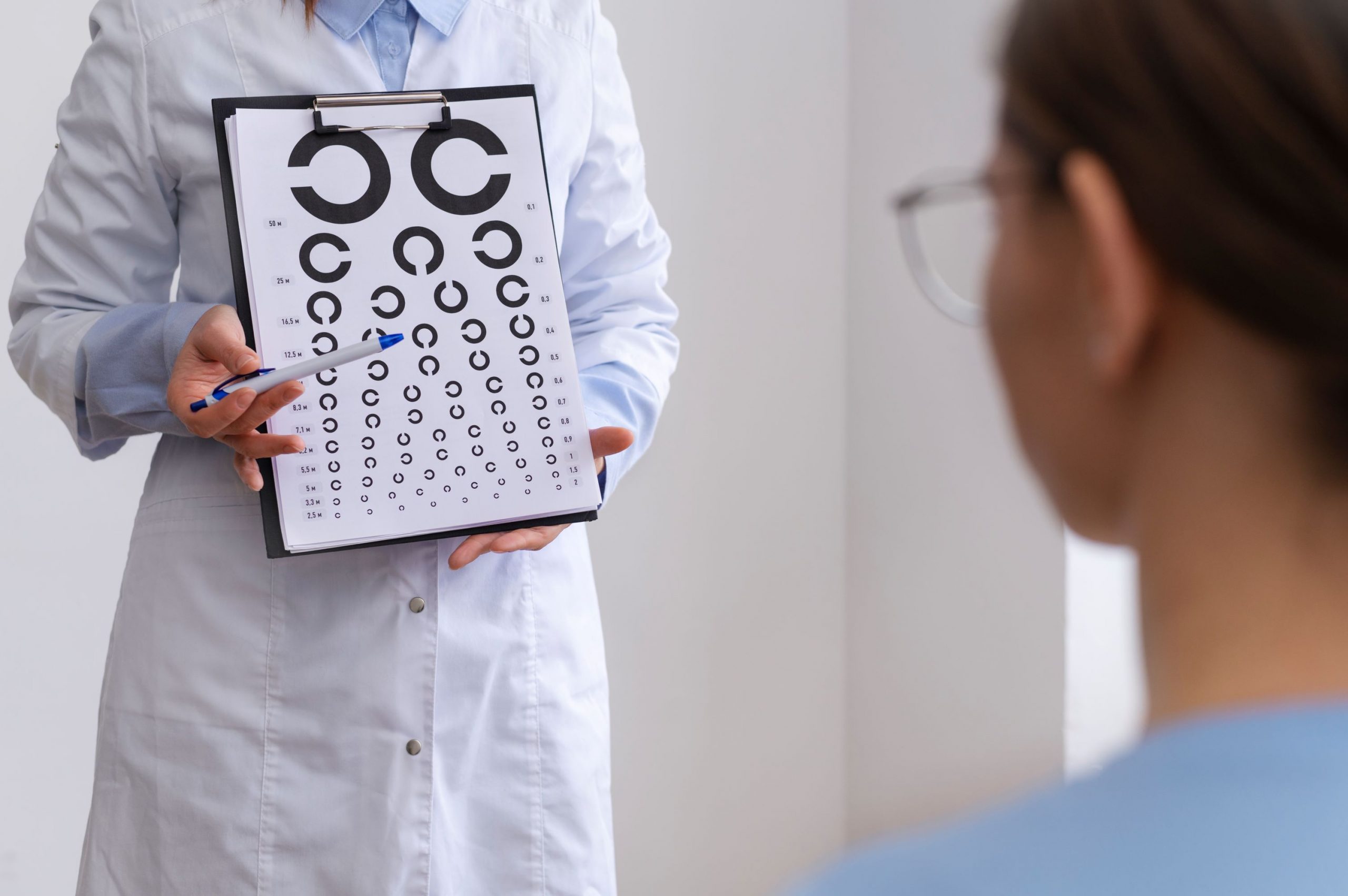 doctor-testing-patient-eyesight