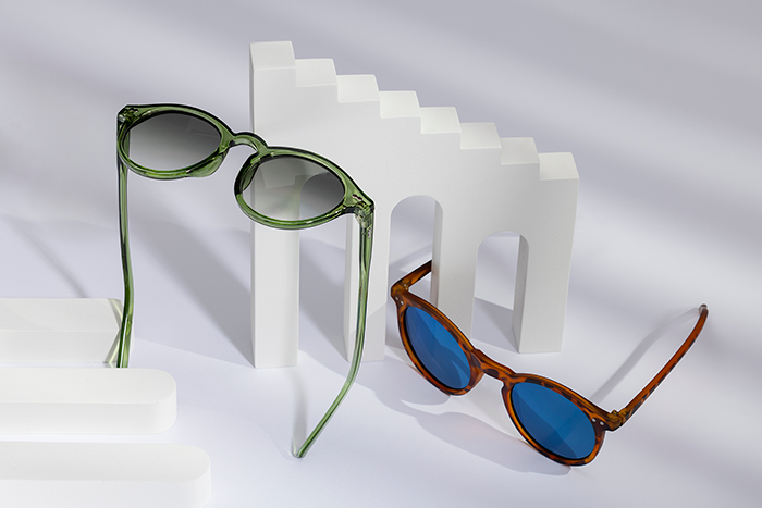 glasses-with-ssadsa